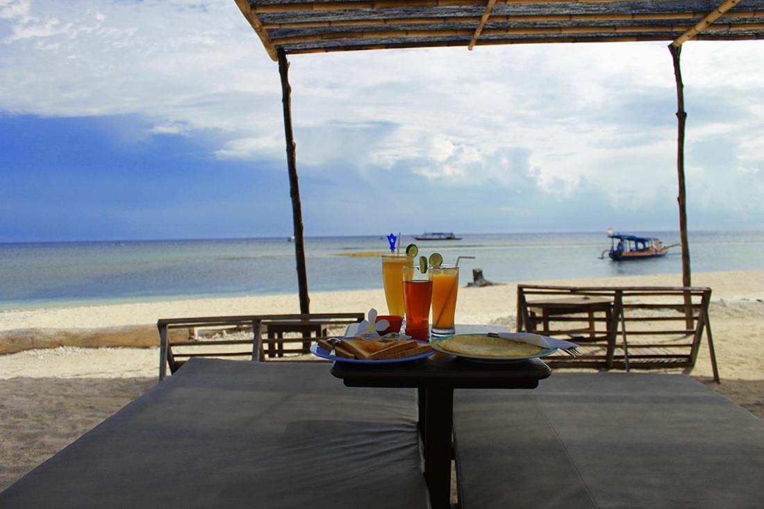 Balakosa Gili Meno Bungalow Exterior foto